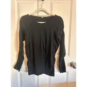 Athleta Long Sleeve Foothill Black Tee with Perforated Details Large